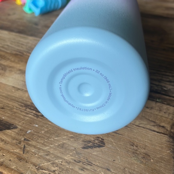 NWT hydroflask 32OZ aurora wide flex cap - Picture 6 of 7